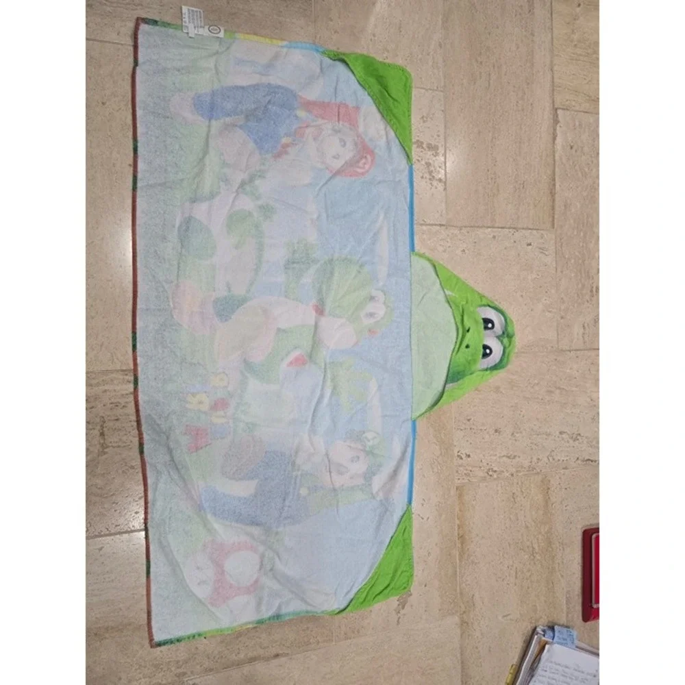 Nintendo Super Mario Yoshi Kid's‎ Hooded Towel Wrap Mario Luigi